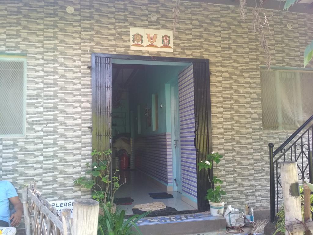 Mayuram Homestay Хампи Екстериор снимка